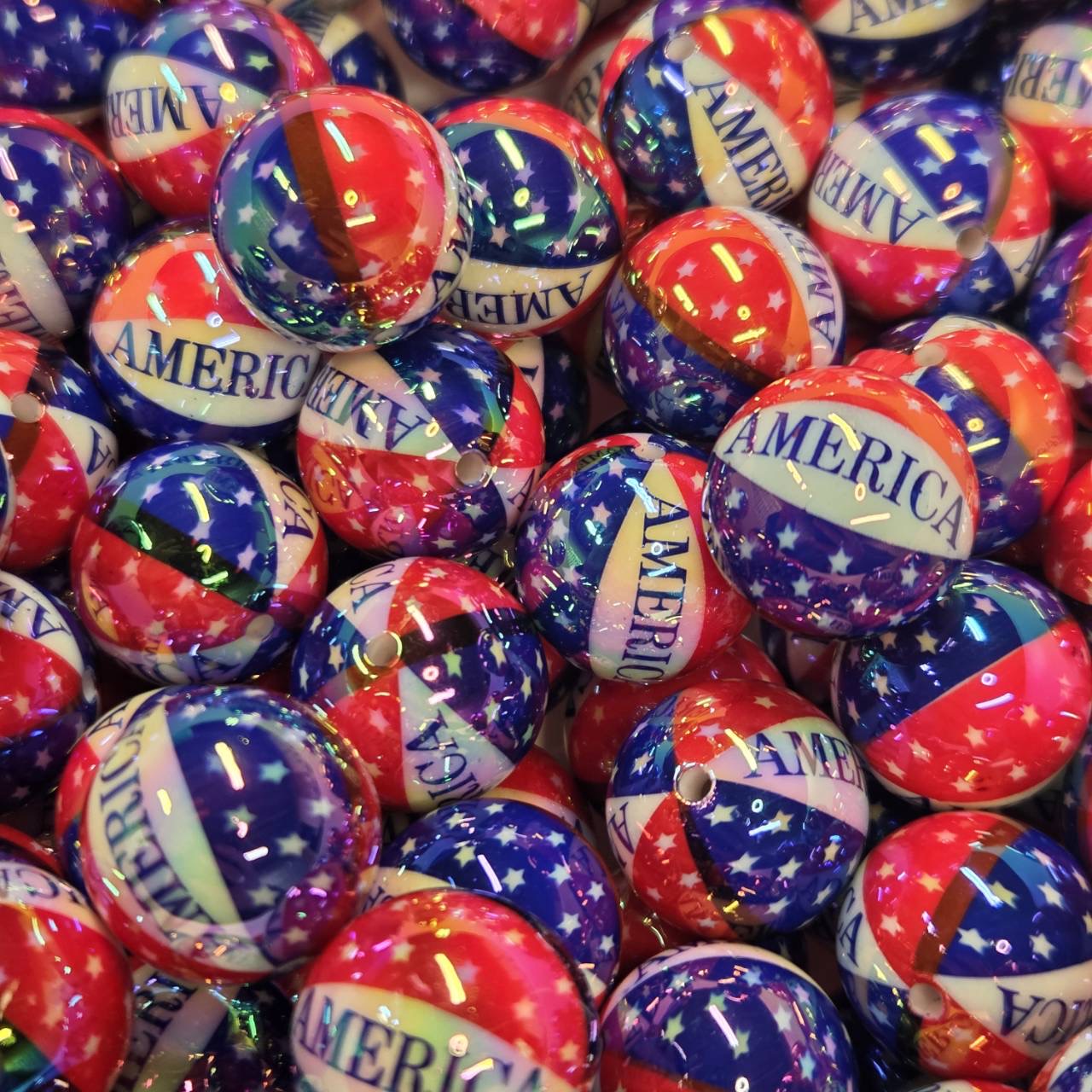 America Shines 20mm Acrylic Beads