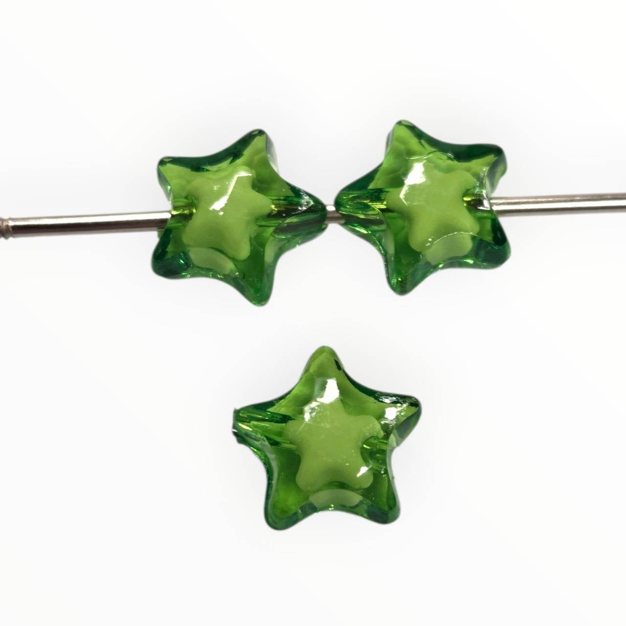 Emerald Star – 15mm Acrylic Bead