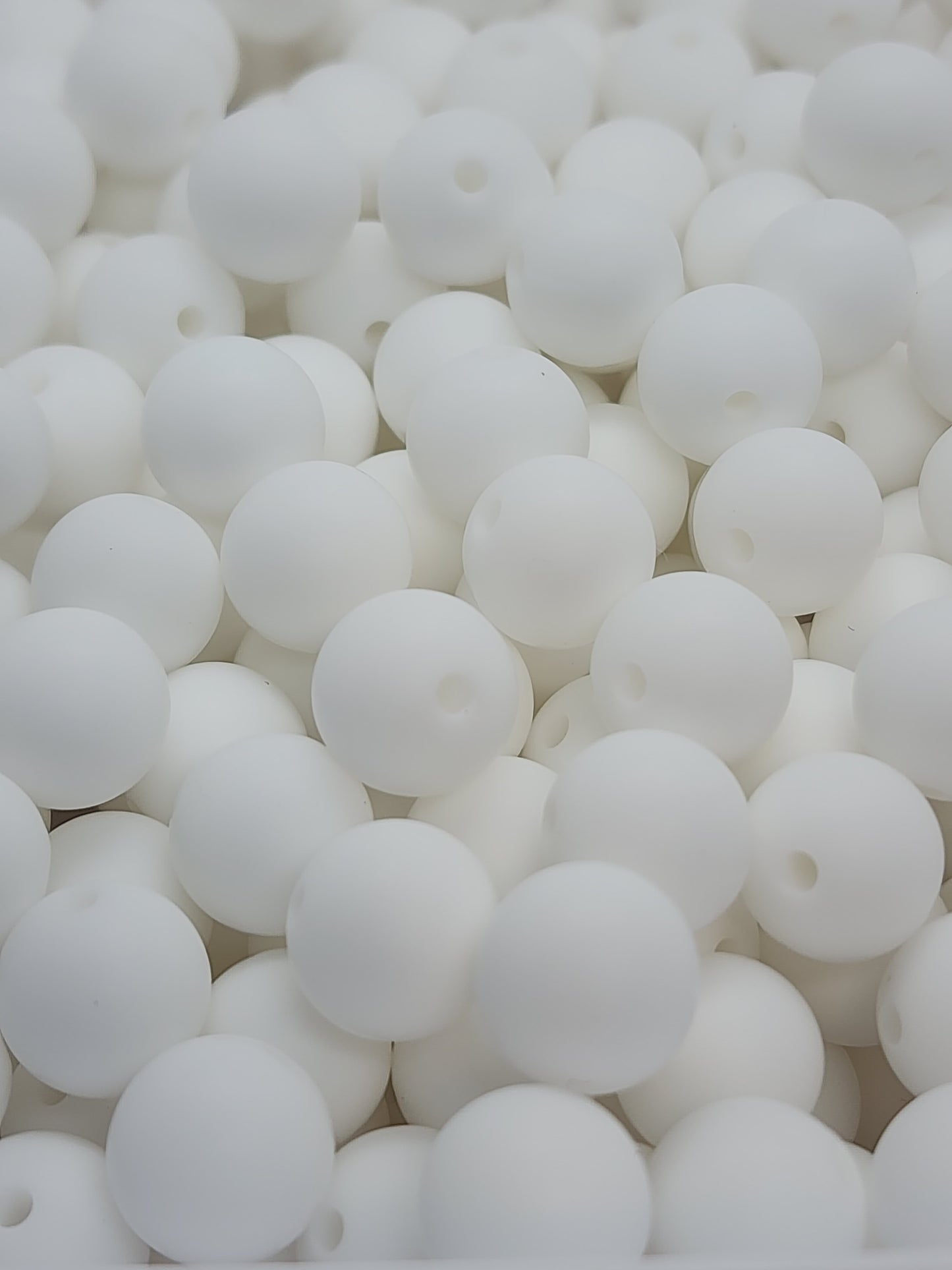 White 12mm Silicone Beads
